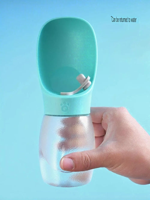 Botella de agua portátil a prueba de fugas para mascotas con cuenco para beber